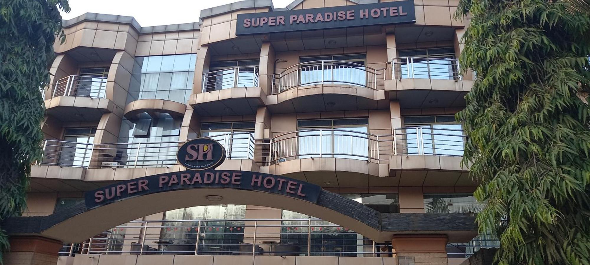 Super Paradise Hotel Kampala Esterno foto